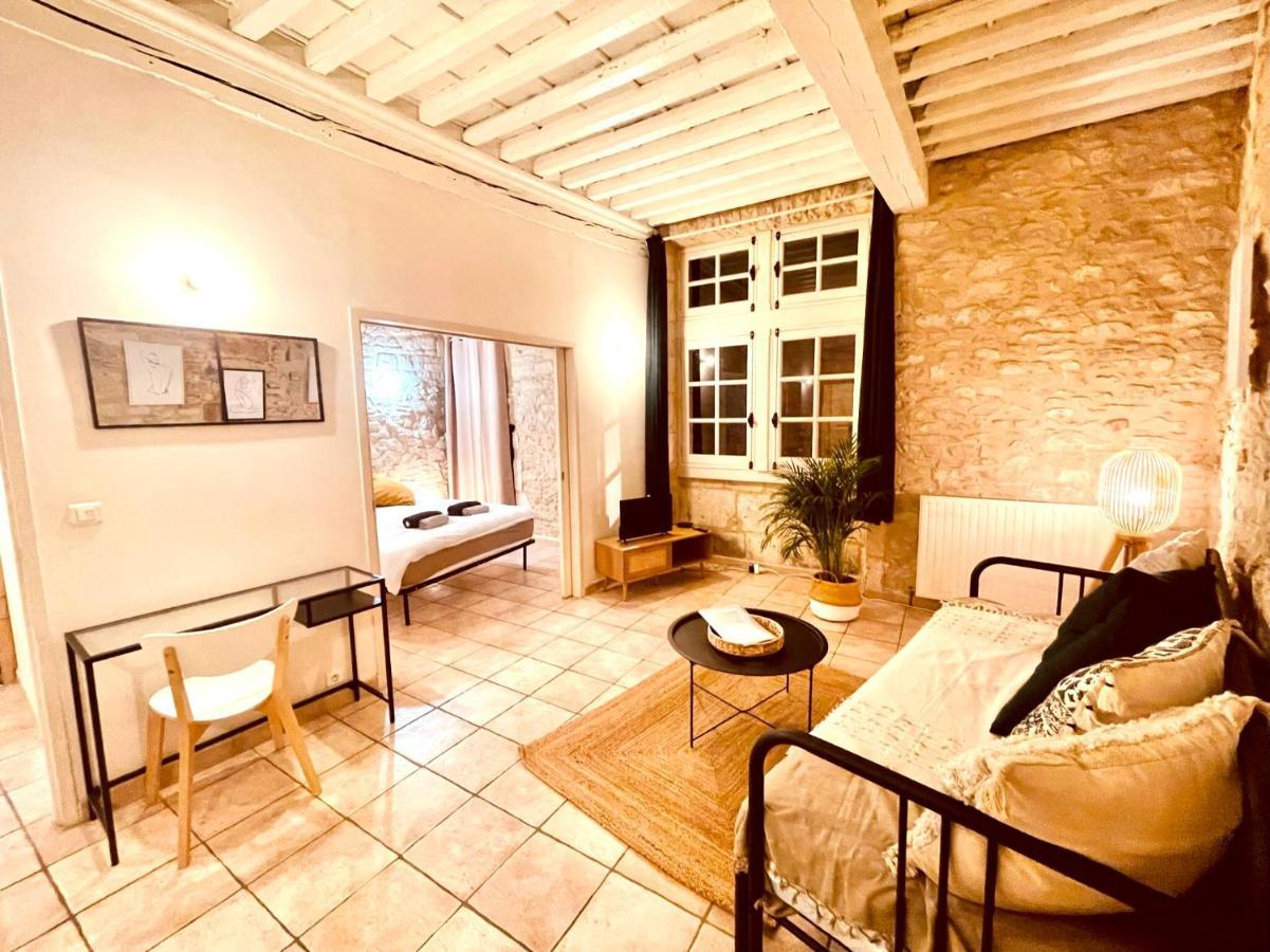 Le Moka Charmant Appartement Au Coeur De Ville Нім Екстер'єр фото