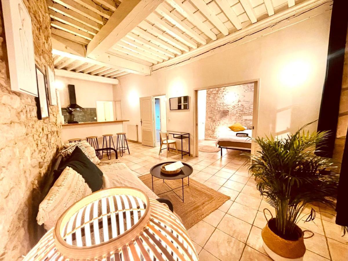 Le Moka Charmant Appartement Au Coeur De Ville Нім Екстер'єр фото
